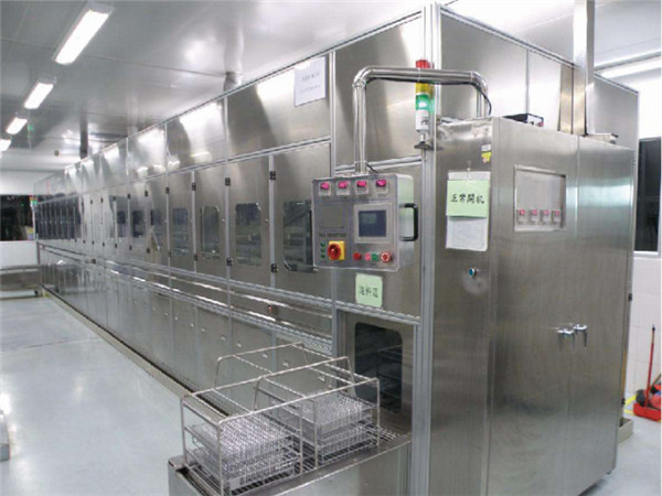 全自動(dòng)步式多工位超聲波清洗機(jī)